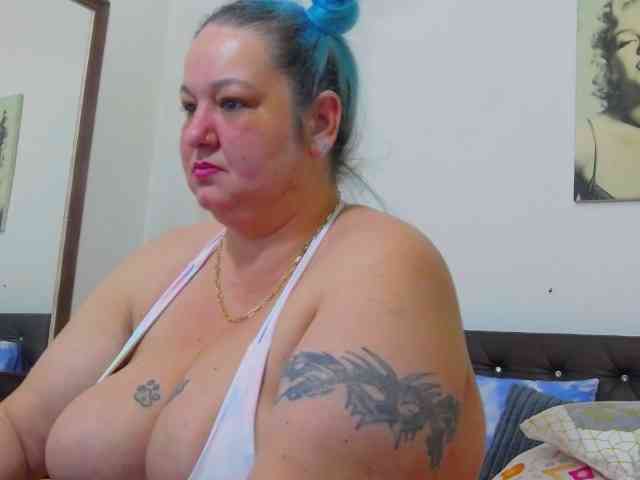 BBWBlackDevon webcam