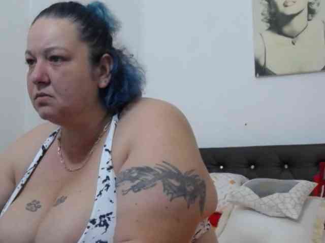BBWBlackDevon webcam
