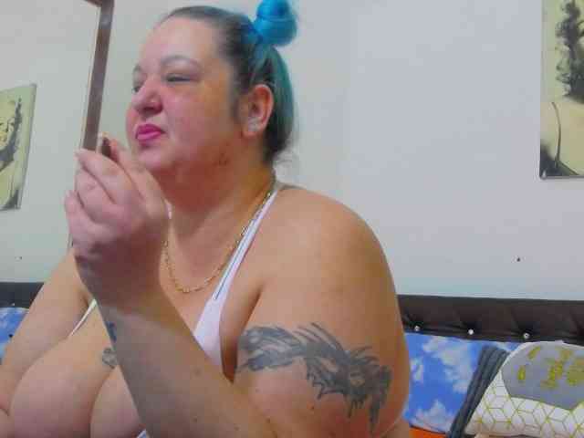 BBWBlackDevon webcam