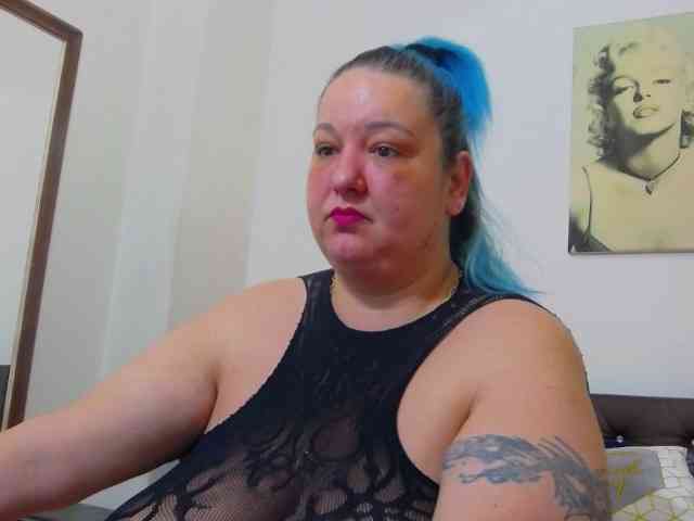 BBWBlackDevon webcam