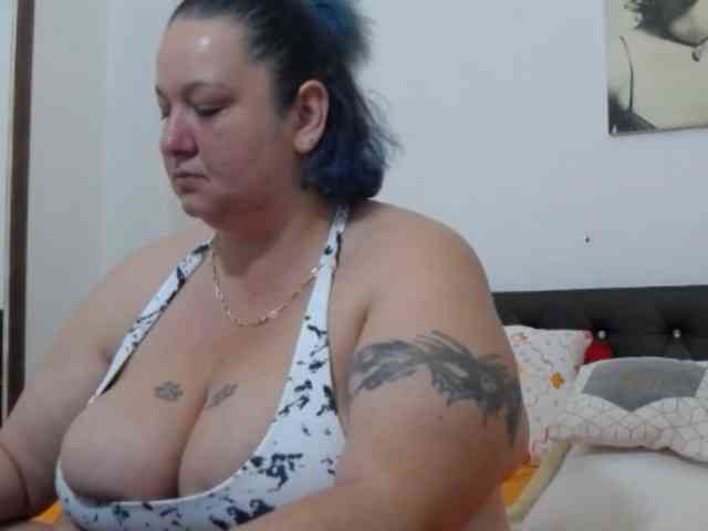 BBWBlackDevon webcam