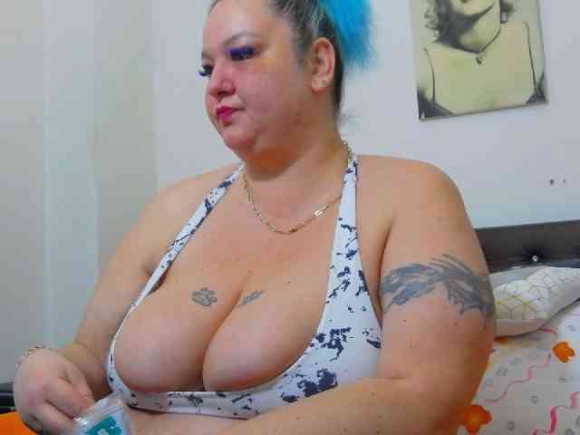 BBWBlackDevon webcam