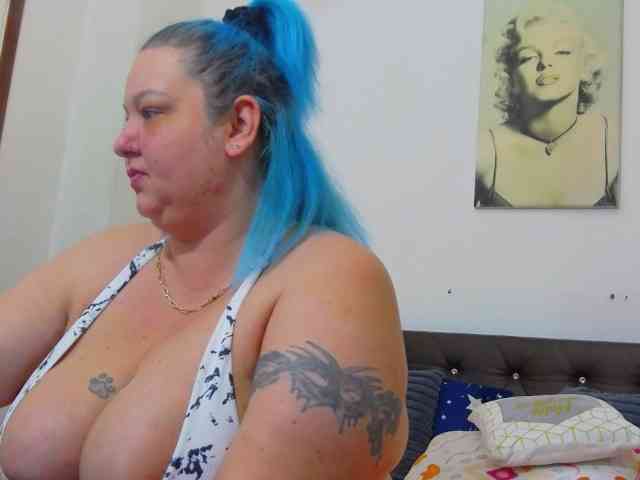 BBWBlackDevon webcam