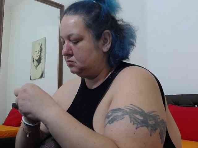 BBWBlackDevon webcam