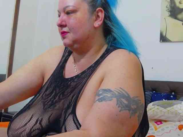 BBWBlackDevon webcam