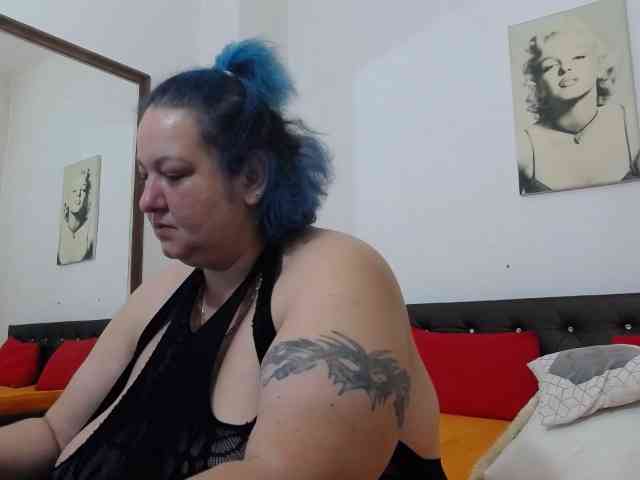 BBWBlackDevon webcam