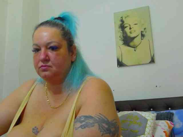 BBWBlackDevon webcam