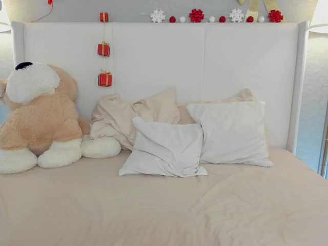 Bellaxdoll's BongaCams show and profile