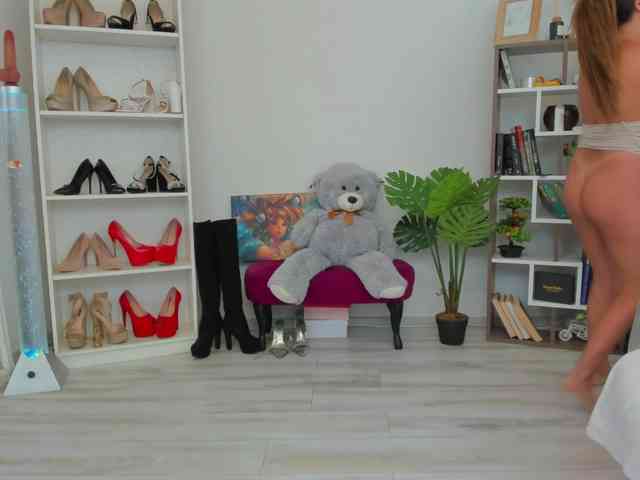 Dariaa_doll webcam