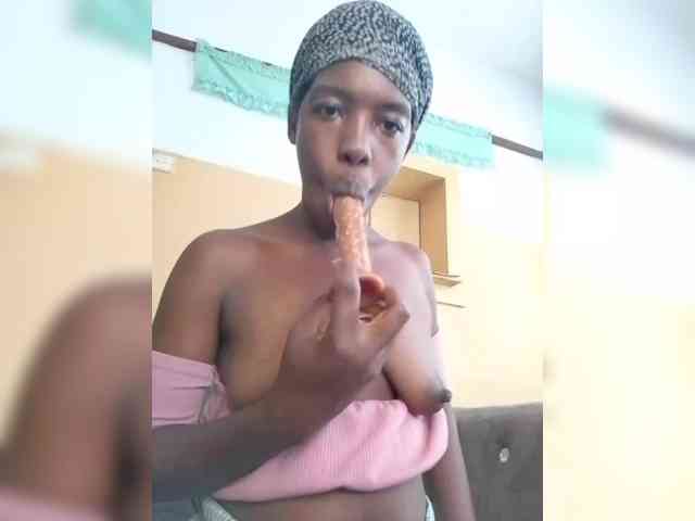 Tanasha webcam
