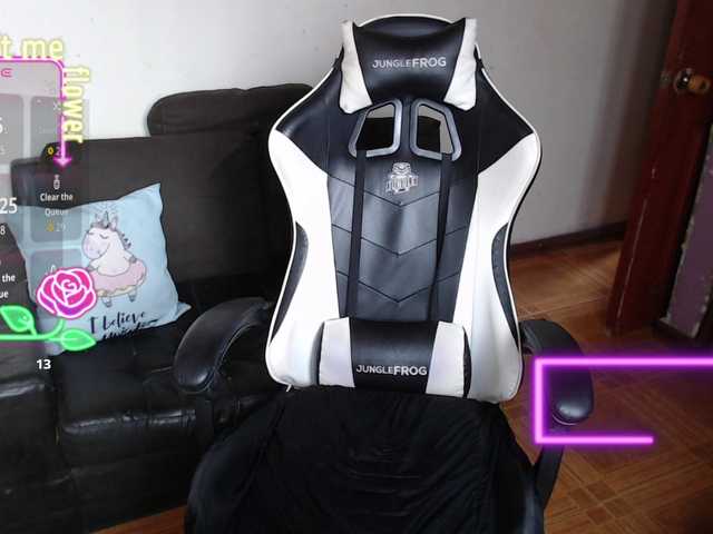 Melraise-'s BongaCams show and profile