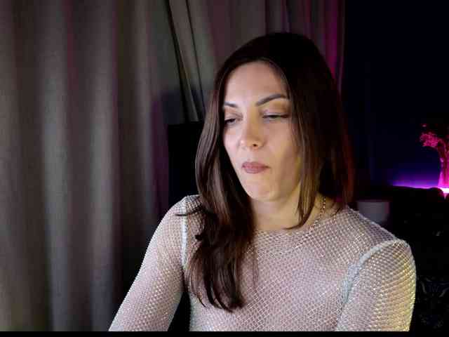 Olivia_Olivia webcam