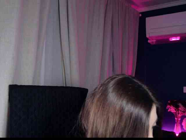 Olivia_Olivia webcam