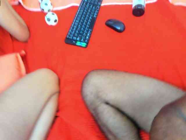 tu-y-yo19 webcam