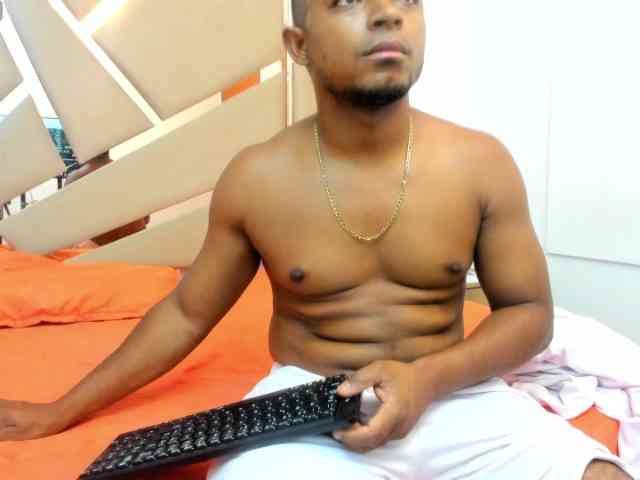 tu-y-yo19 webcam