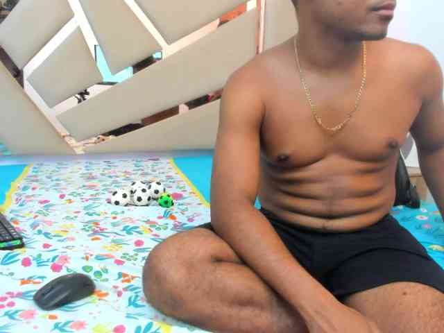 tu-y-yo19 webcam