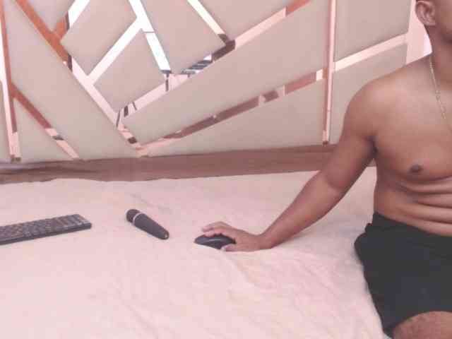 tu-y-yo19 webcam