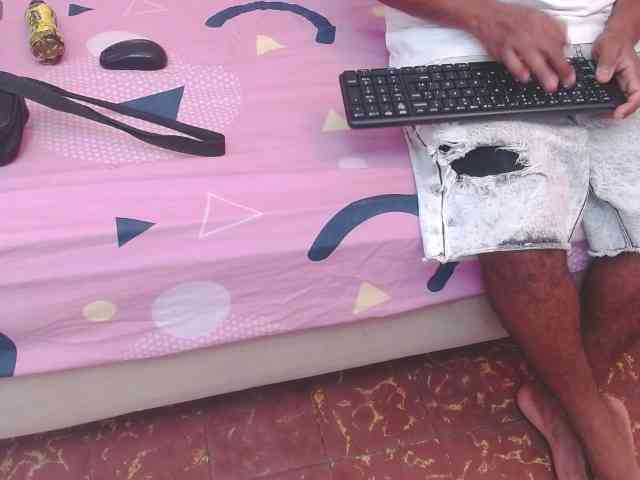 tu-y-yo19 webcam