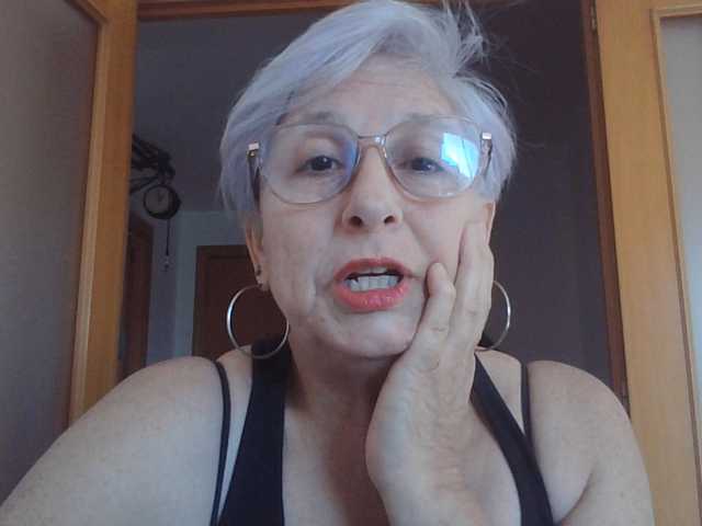 canitas69's BongaCams show and profile