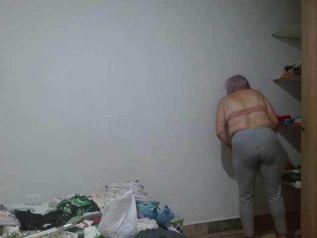 canitas69's BongaCams show and profile