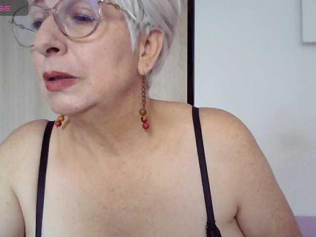canitas69's BongaCams show and profile