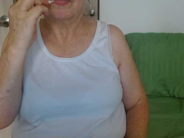 canitas69's BongaCams show and profile