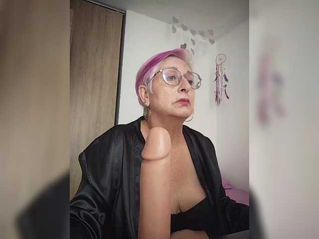 canitas69's BongaCams show and profile