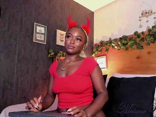 MelanieWilliams webcam