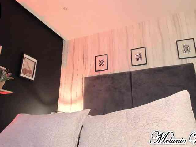 MelanieWilliams webcam