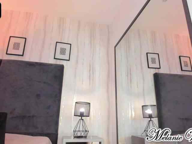 MelanieWilliams webcam