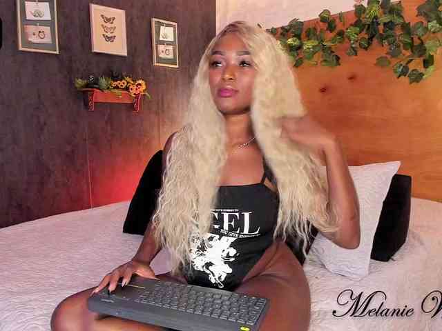 MelanieWilliams Live Webcam on BongaCams