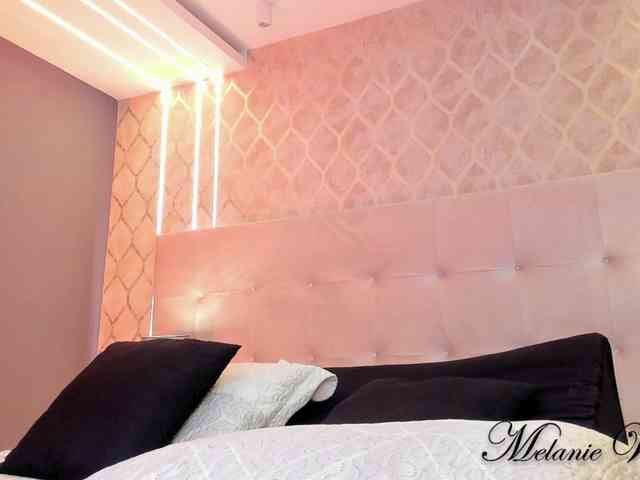 MelanieWilliams webcam