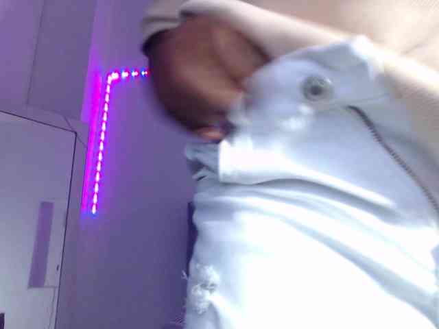 ebony-stallion Live Webcam on BongaCams