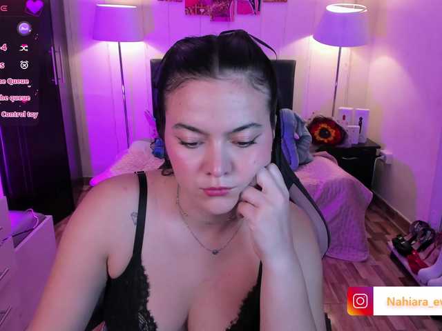 NahiaraEvans-'s BongaCams show and profile