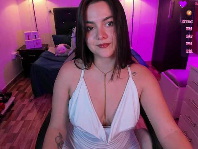 NahiaraEvans-'s BongaCams show and profile