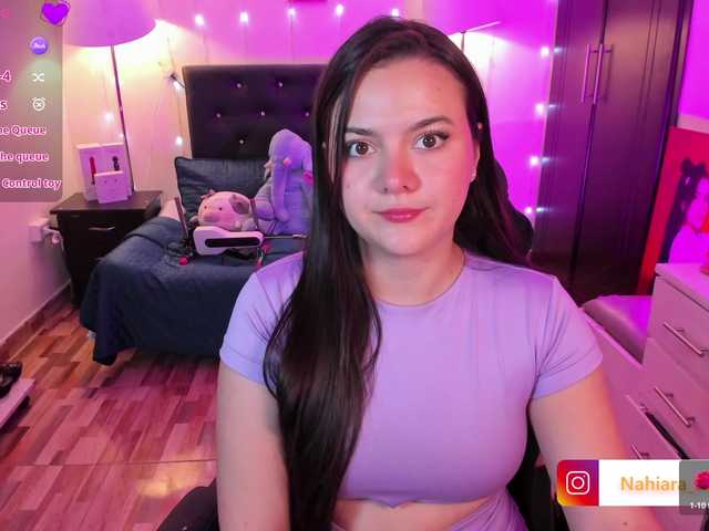 NahiaraEvans-'s BongaCams show and profile