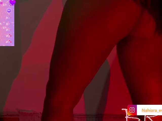 NahiaraEvans-'s BongaCams show and profile