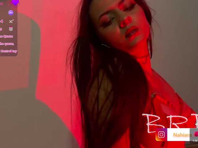 NahiaraEvans-'s BongaCams show and profile