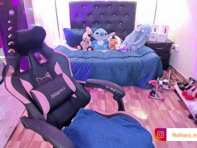 NahiaraEvans- webcam