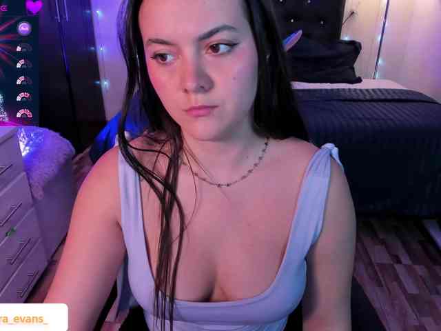 NahiaraEvans- NahiaraEvans-