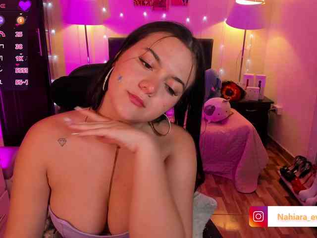 NahiaraEvans- webcam