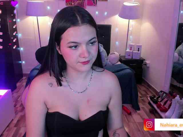 NahiaraEvans- webcam