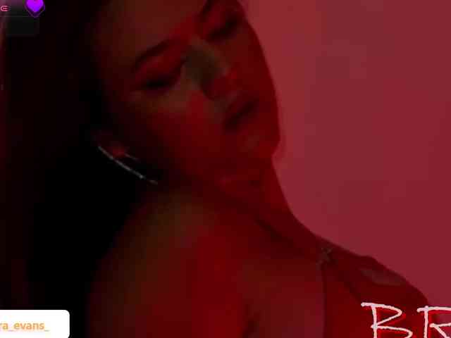 NahiaraEvans- webcam
