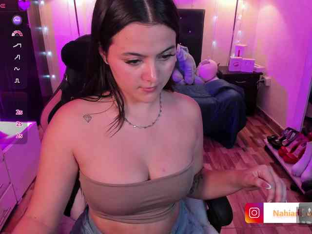 NahiaraEvans- webcam