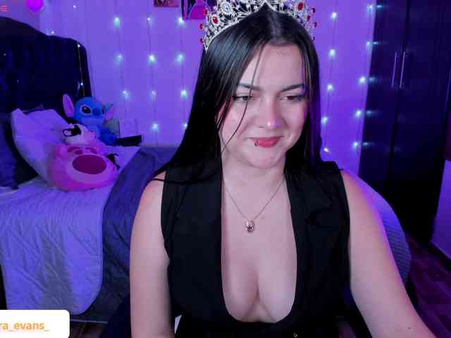 NahiaraEvans- webcam