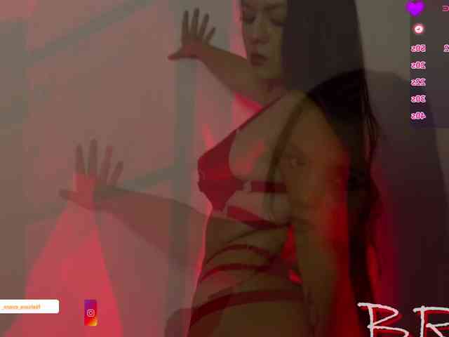 NahiaraEvans- webcam