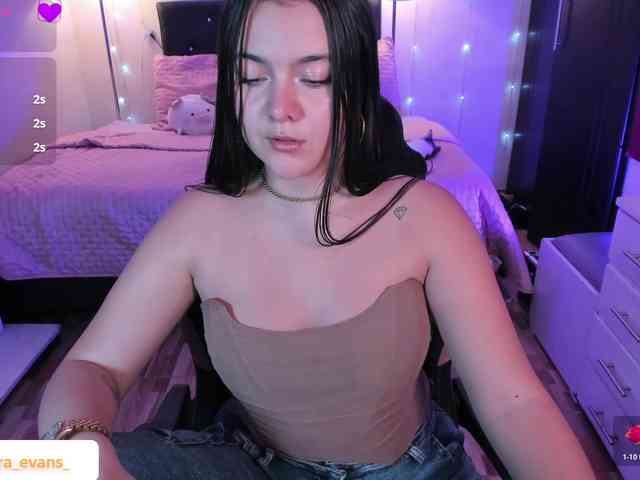 NahiaraEvans- NahiaraEvans-