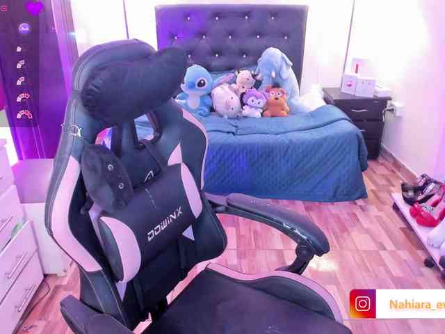 NahiaraEvans- webcam