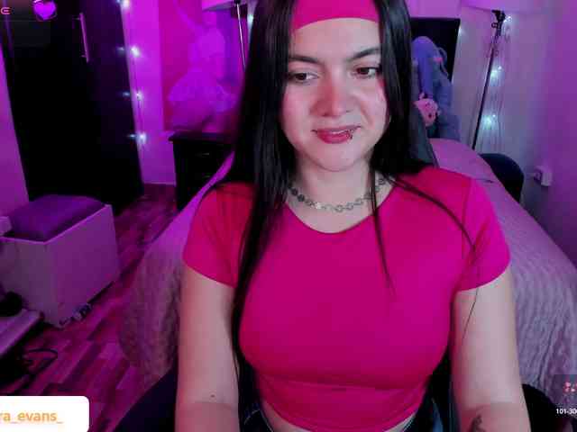 NahiaraEvans- webcam