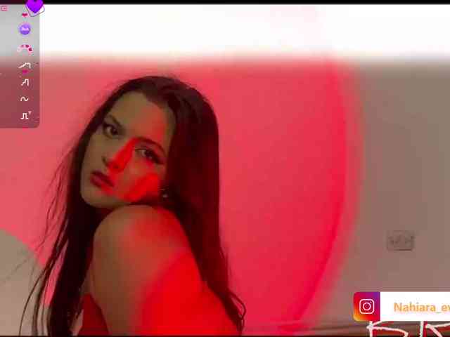 NahiaraEvans- webcam